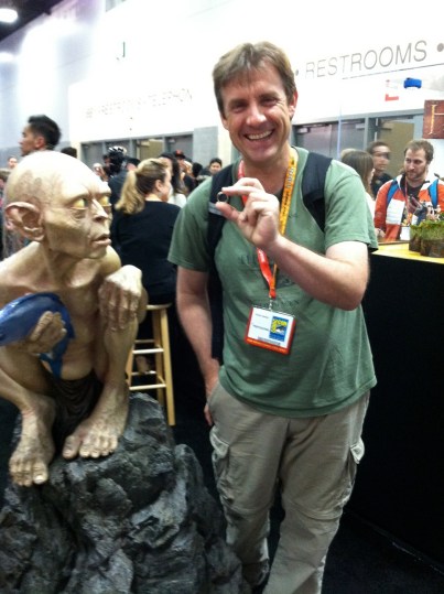 I've got the ring! (Even CH yields to the non-comics content)